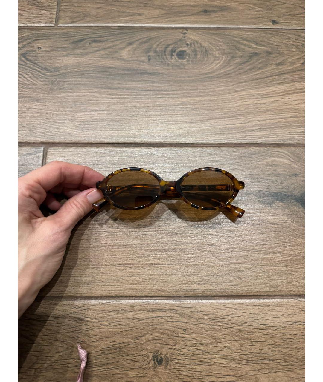 MIU MIU Коричневые пластиковые солнцезащитные очки, фото 4