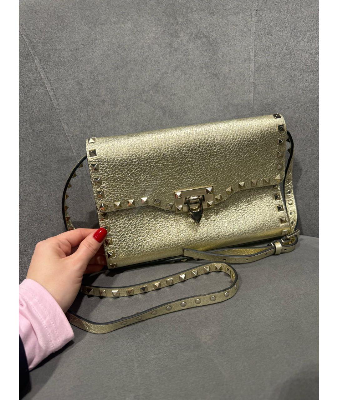 VALENTINO Золотая кожаная сумка через плечо, фото 2