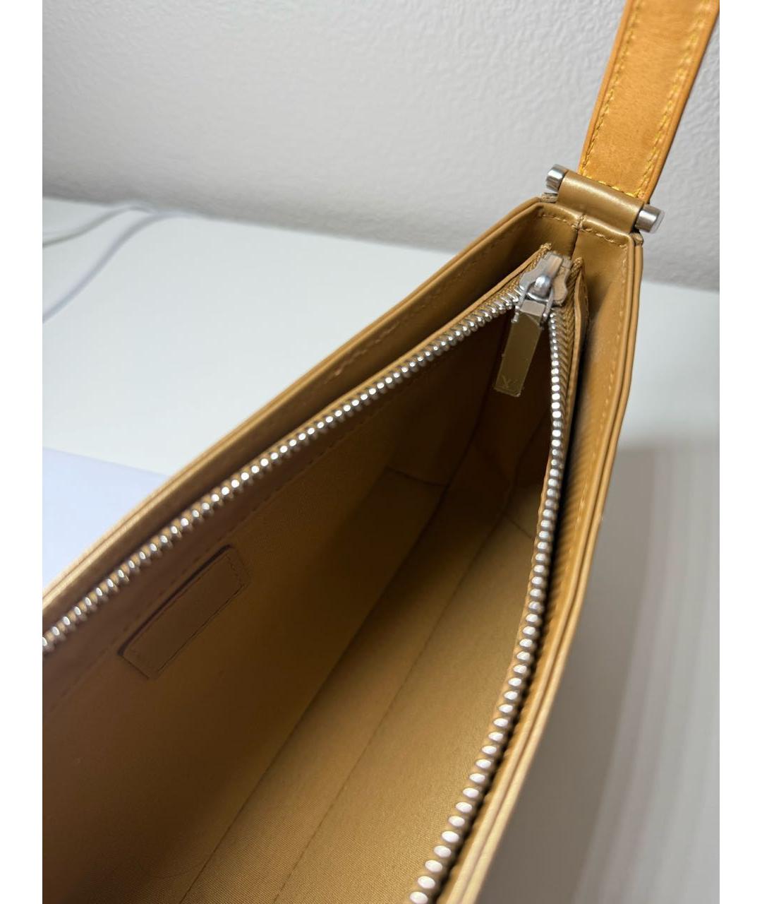 LOUIS VUITTON Золотая кожаная сумка через плечо, фото 4
