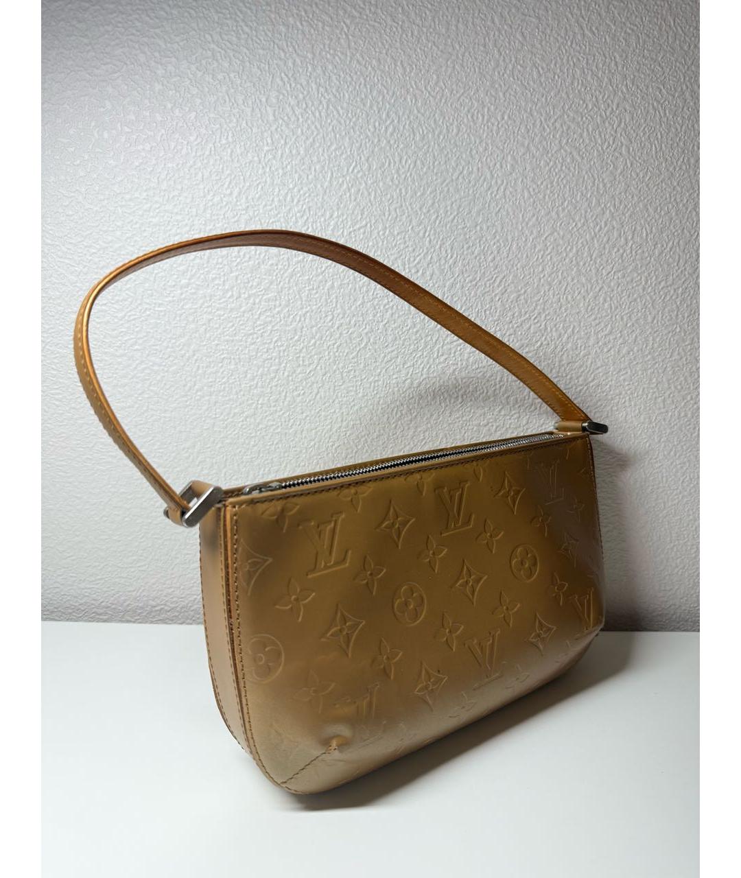 LOUIS VUITTON Золотая кожаная сумка через плечо, фото 2