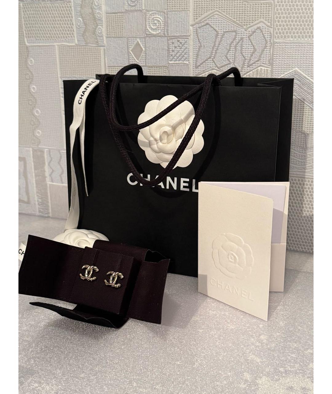 CHANEL Золотые металлические серьги, фото 2