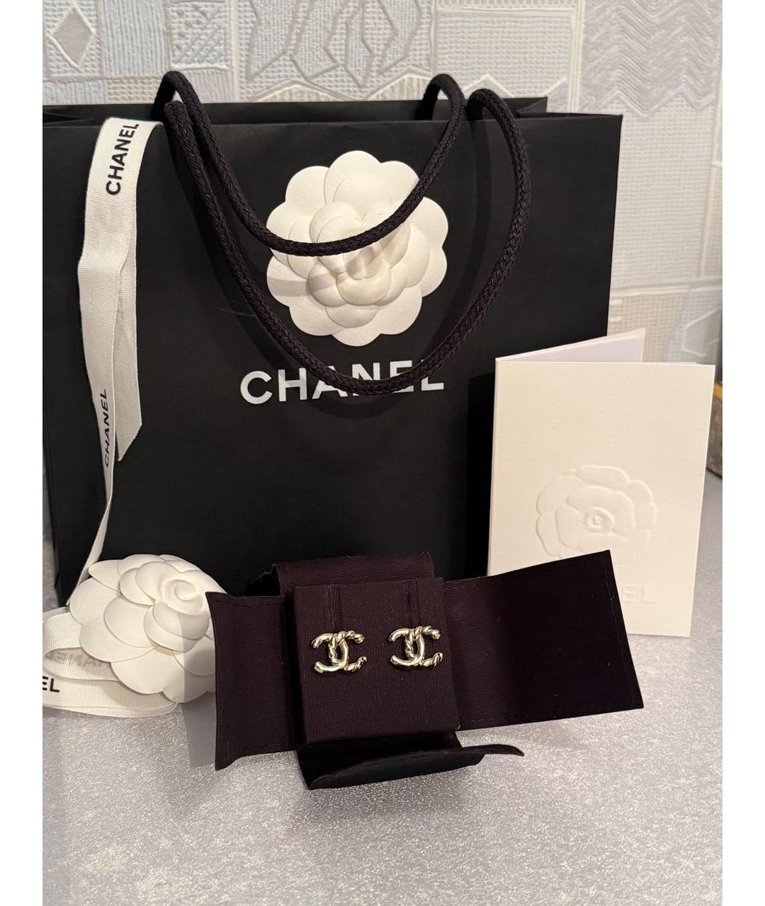 CHANEL Золотые металлические серьги, фото 3