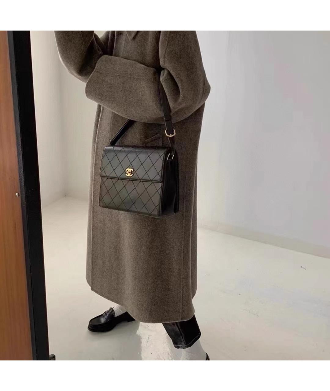 CHANEL Черная кожаная сумка через плечо, фото 7