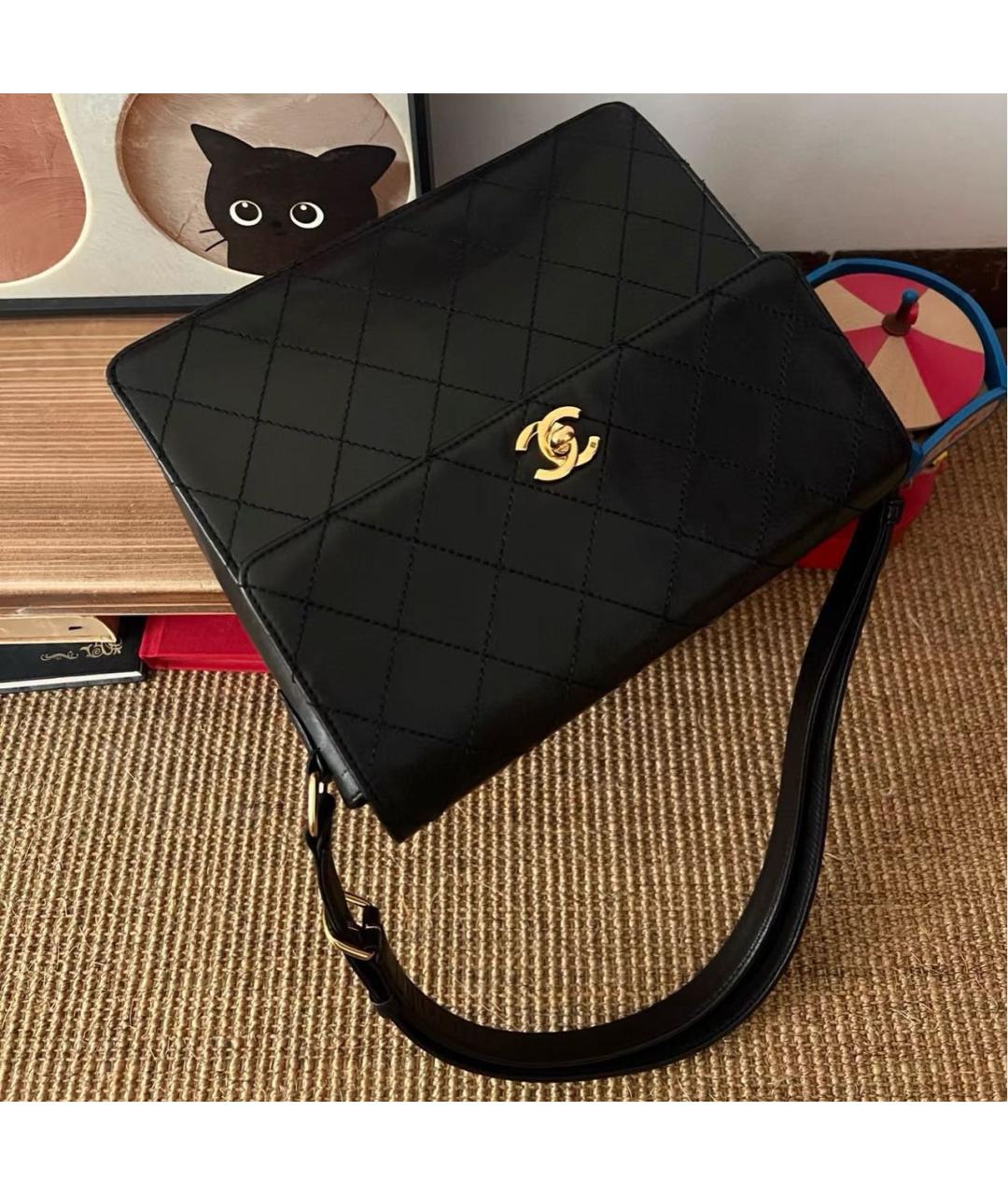 CHANEL Черная кожаная сумка через плечо, фото 3