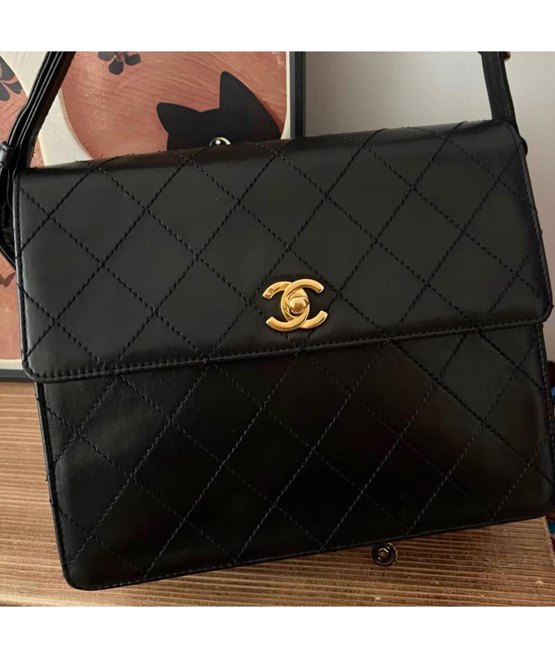 CHANEL Черная кожаная сумка через плечо, фото 2