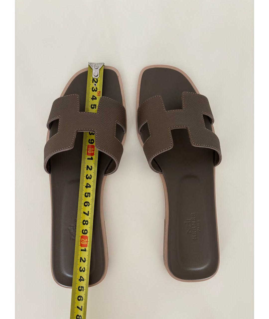 HERMES Хаки кожаные сандалии, фото 5