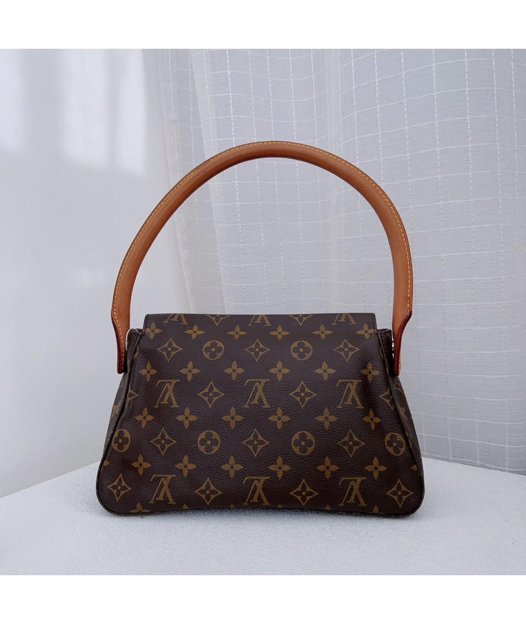 LOUIS VUITTON Коричневая кожаная сумка с короткими ручками, фото 2