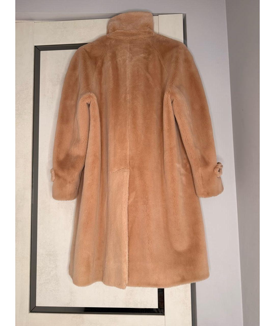 BURBERRY Бежевая полиэстеровая шуба, фото 2