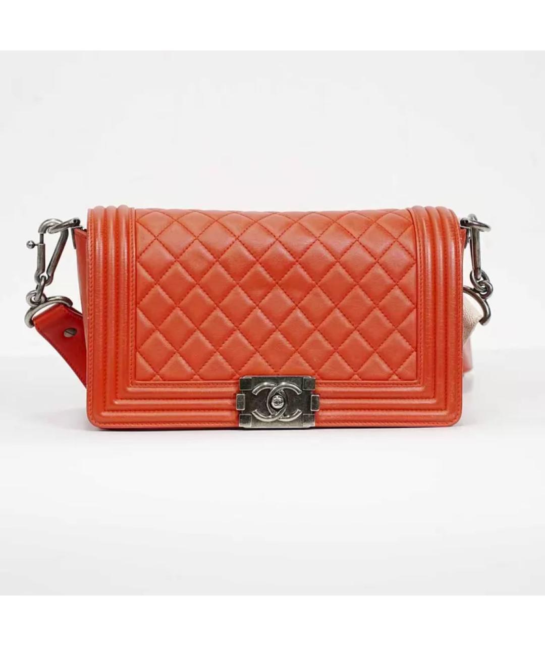 CHANEL Красная кожаная сумка через плечо, фото 10
