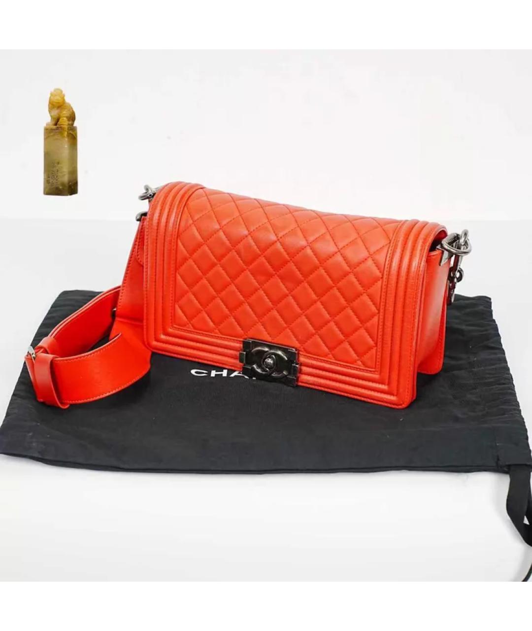 CHANEL Красная кожаная сумка через плечо, фото 9