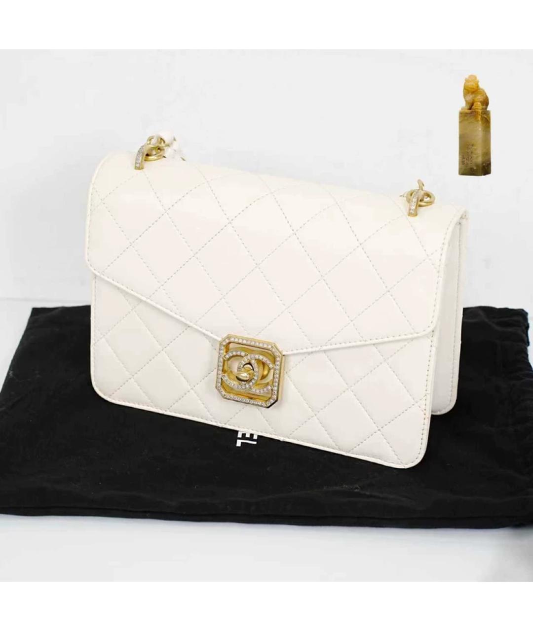 CHANEL Белая кожаная сумка с короткими ручками, фото 9