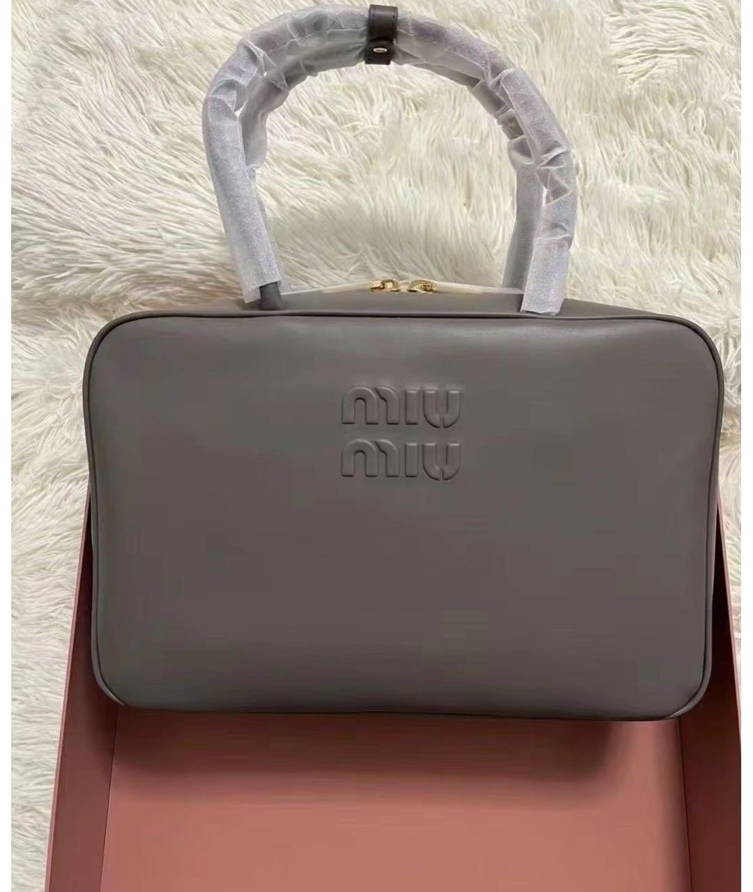 MIU MIU Серая кожаная сумка с короткими ручками, фото 5