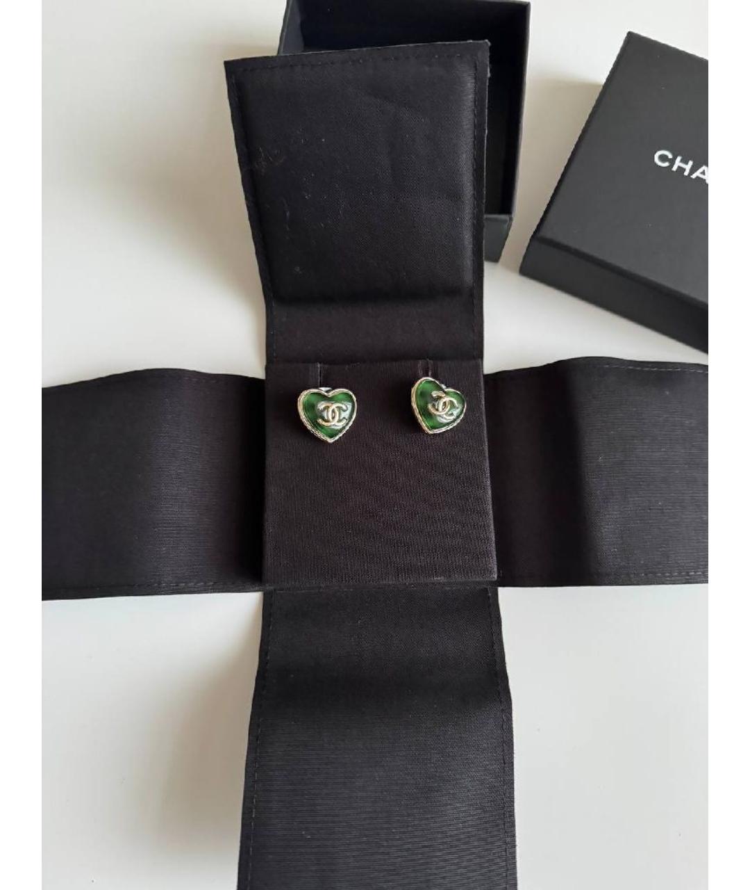 CHANEL Зеленые металлические серьги, фото 2