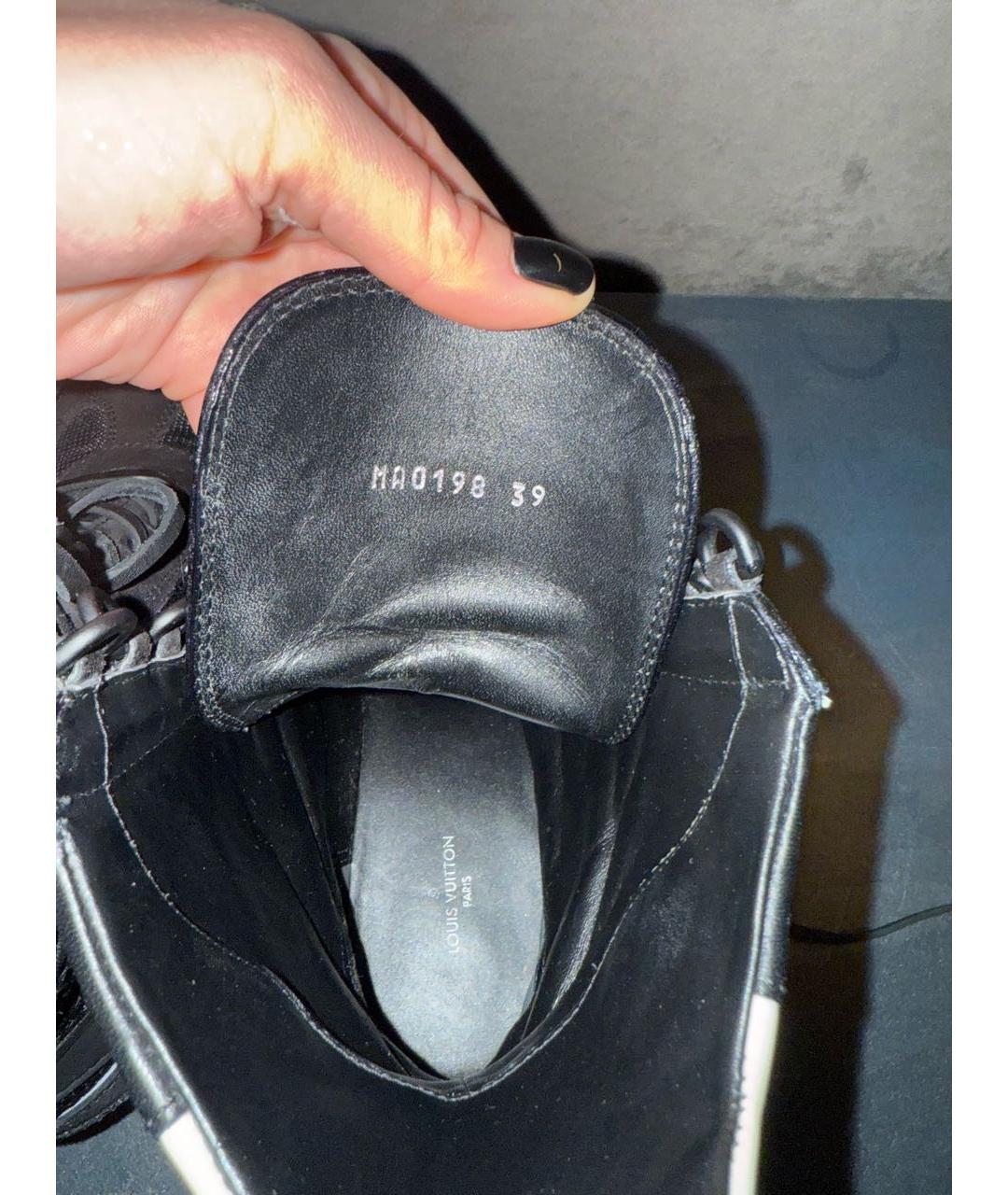 LOUIS VUITTON Черные замшевые ботинки, фото 6