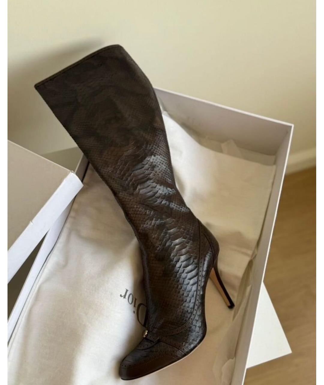 CHRISTIAN DIOR Коричневые сапоги из экзотической кожи, фото 9