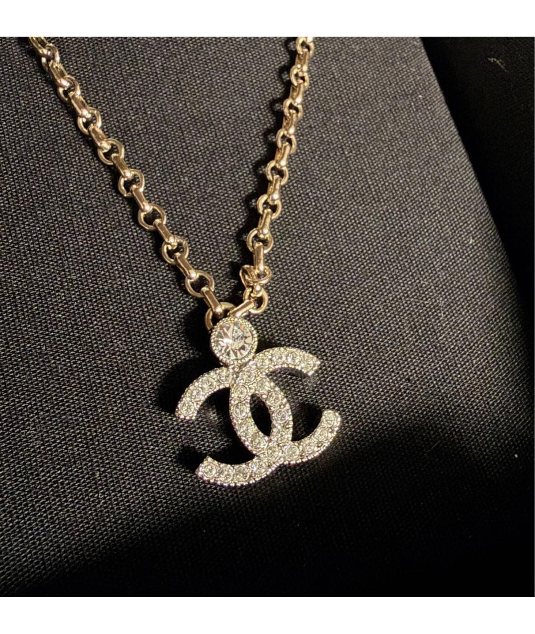 CHANEL Золотая металлическая подвеска, фото 2