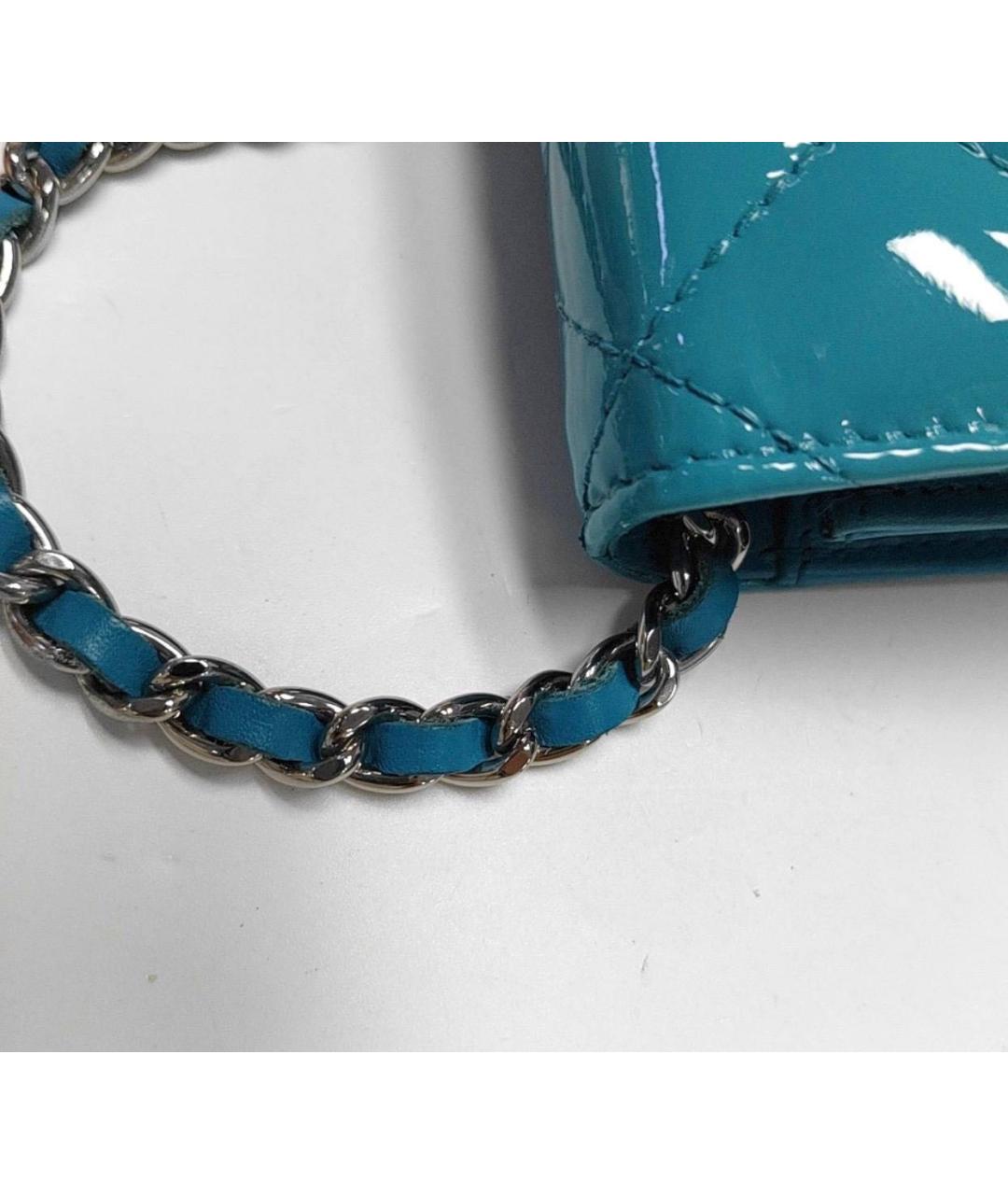 CHANEL Бирюзовая сумка через плечо из лакированной кожи, фото 4