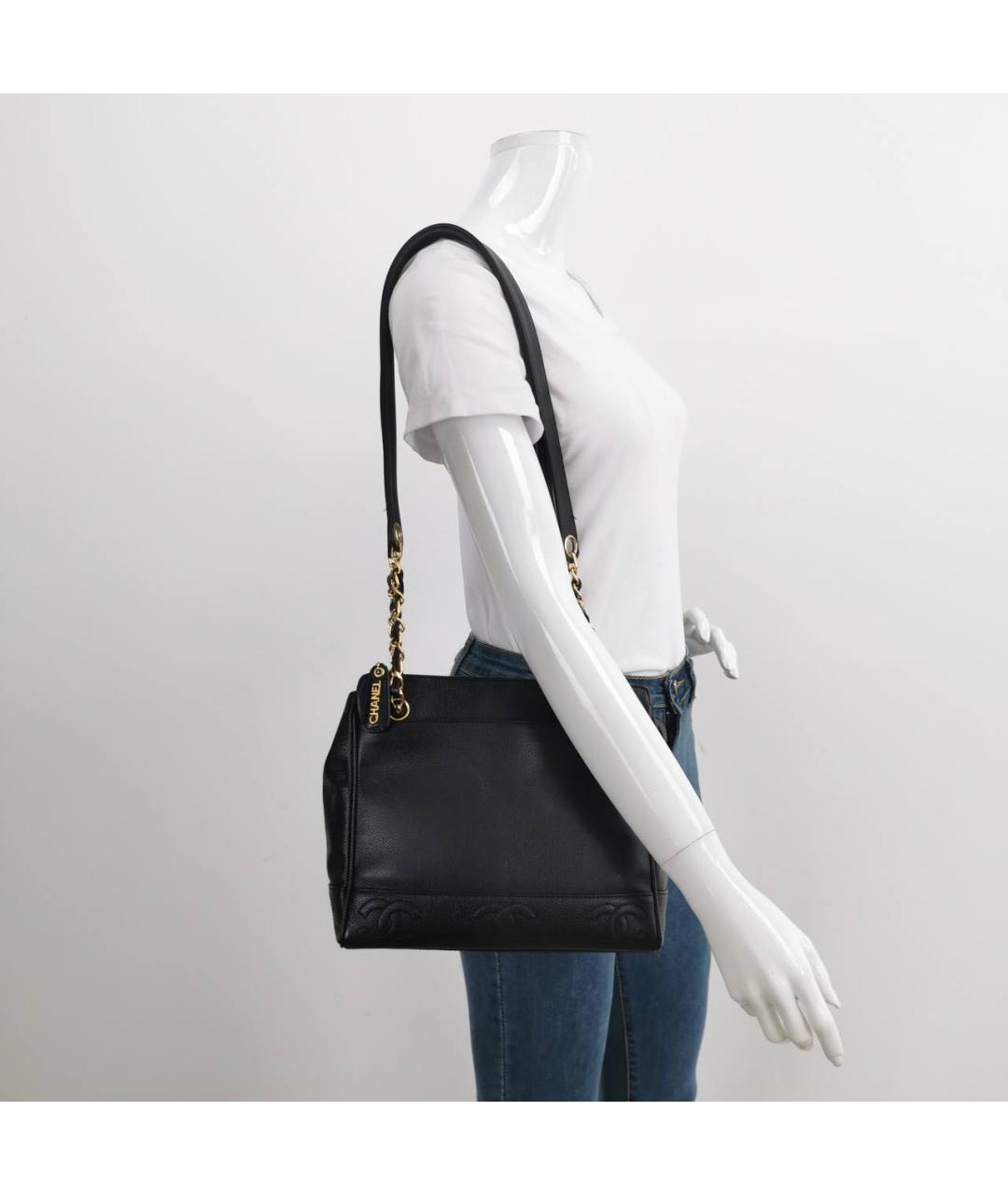 CHANEL Черная кожаная сумка через плечо, фото 6