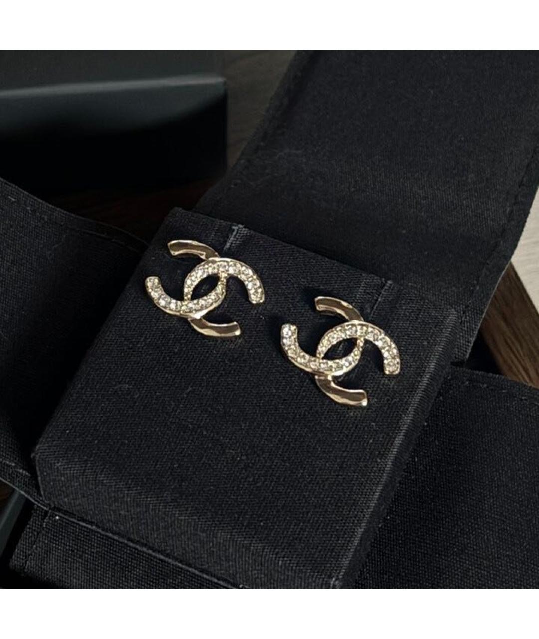 CHANEL Золотые металлические серьги, фото 2