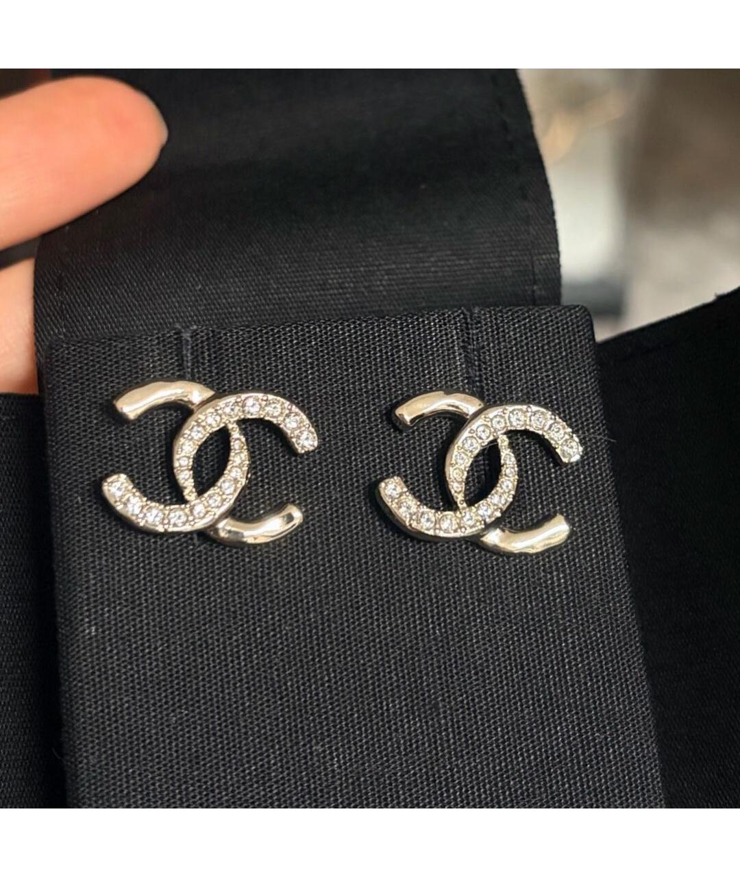 CHANEL Золотые металлические серьги, фото 4