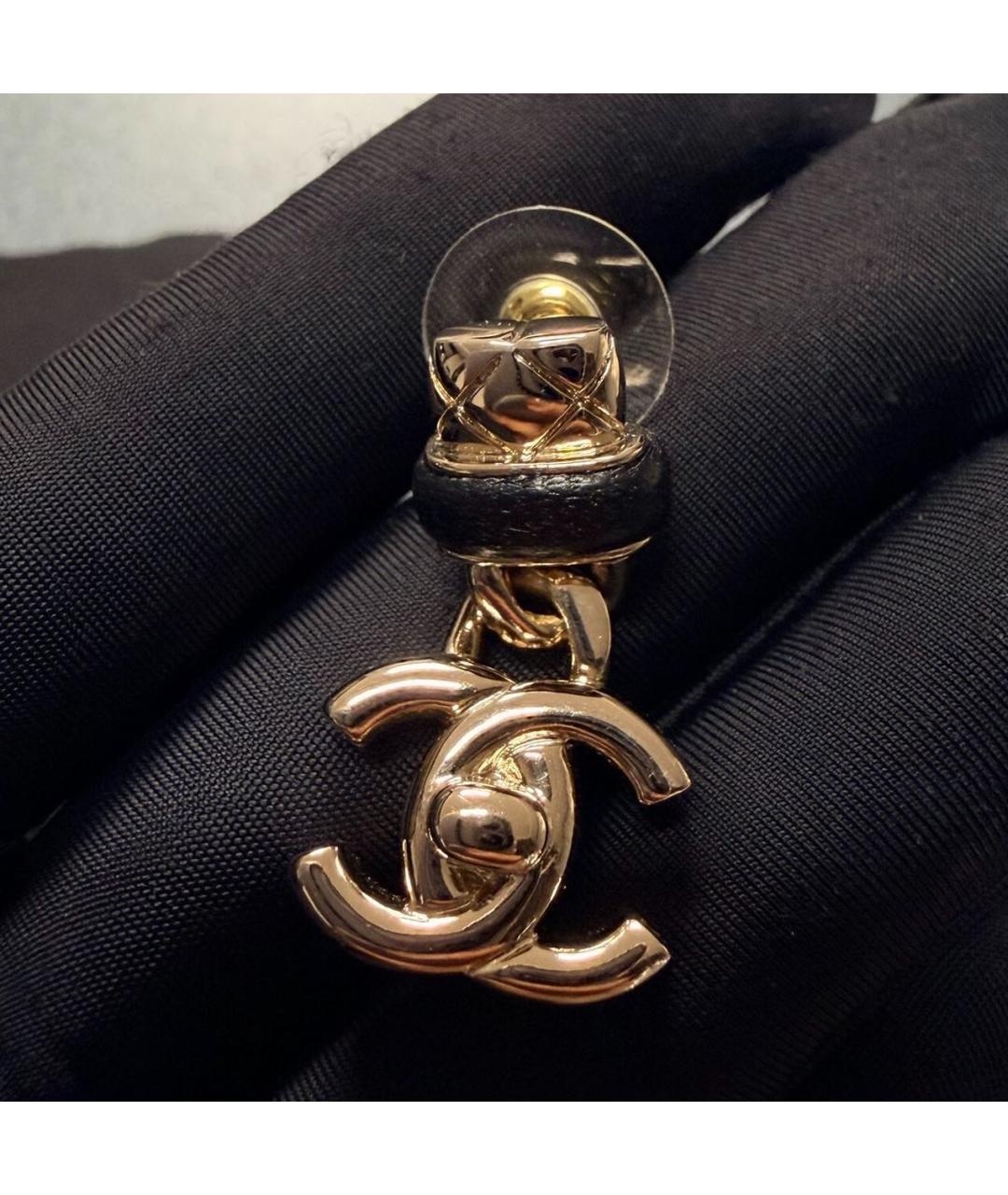 CHANEL Золотые металлические серьги, фото 3