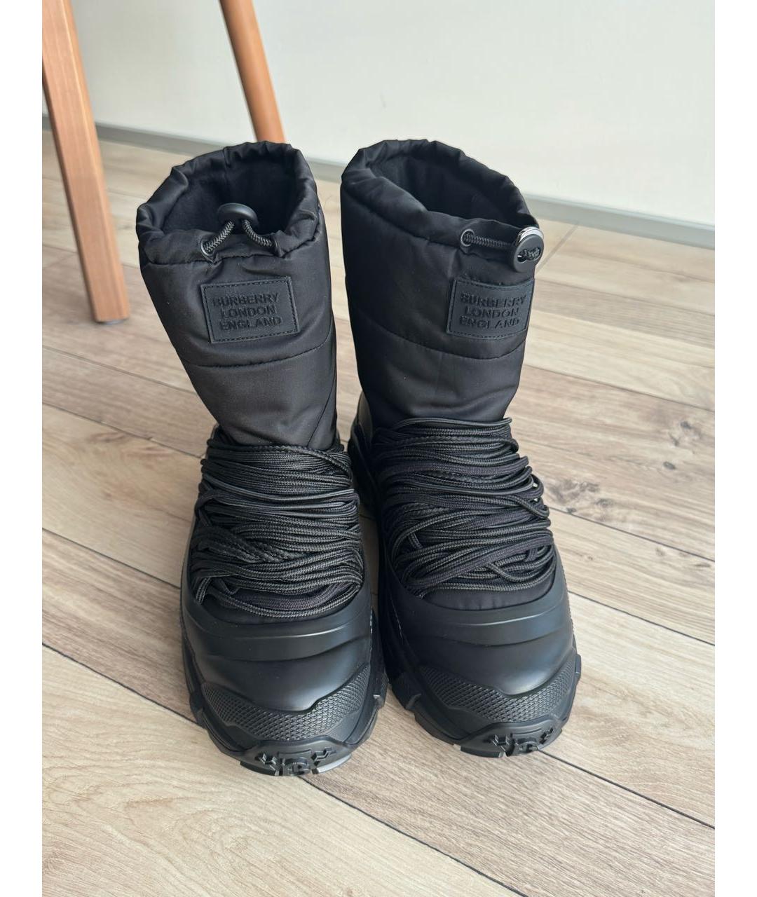 BURBERRY Черные текстильные высокие ботинки, фото 2