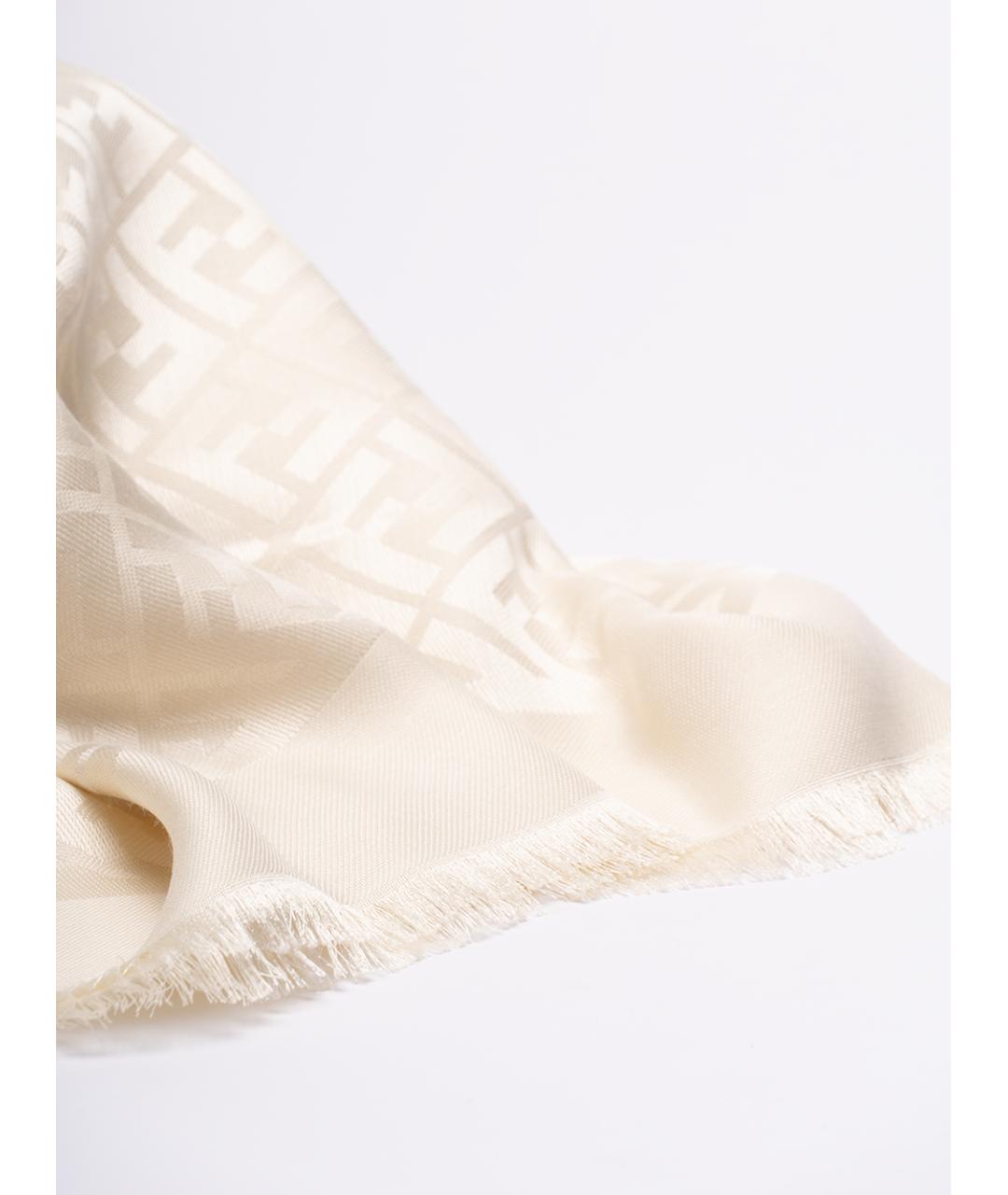 FENDI Бежевый шелковый шарф, фото 3