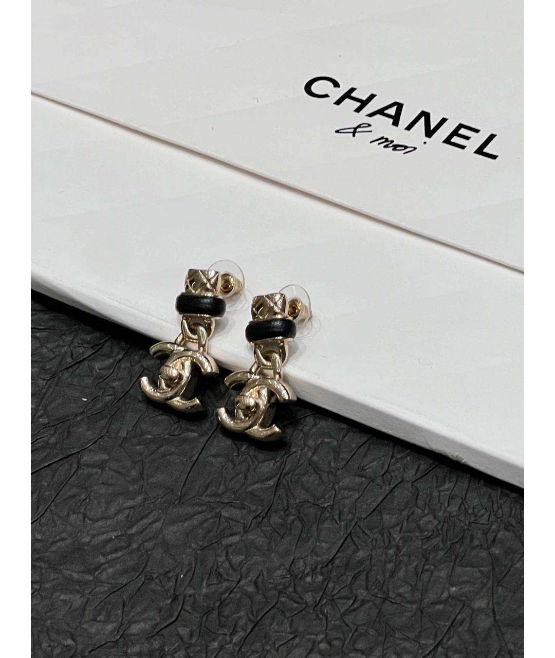 CHANEL Золотые металлические серьги, фото 2
