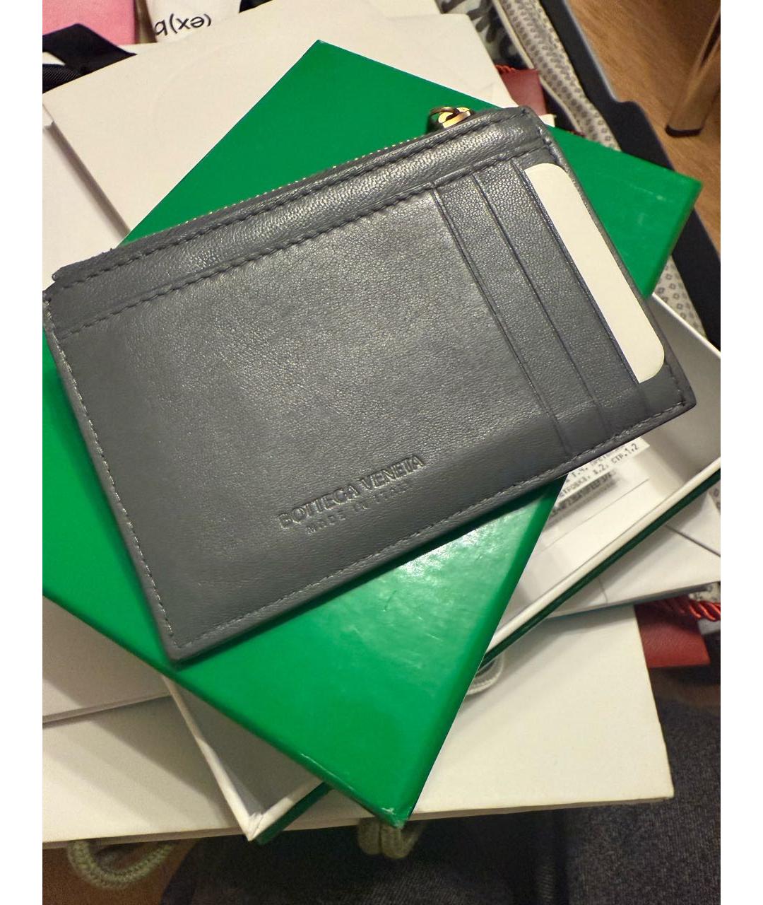 BOTTEGA VENETA Серый кожаный кошелек, фото 3