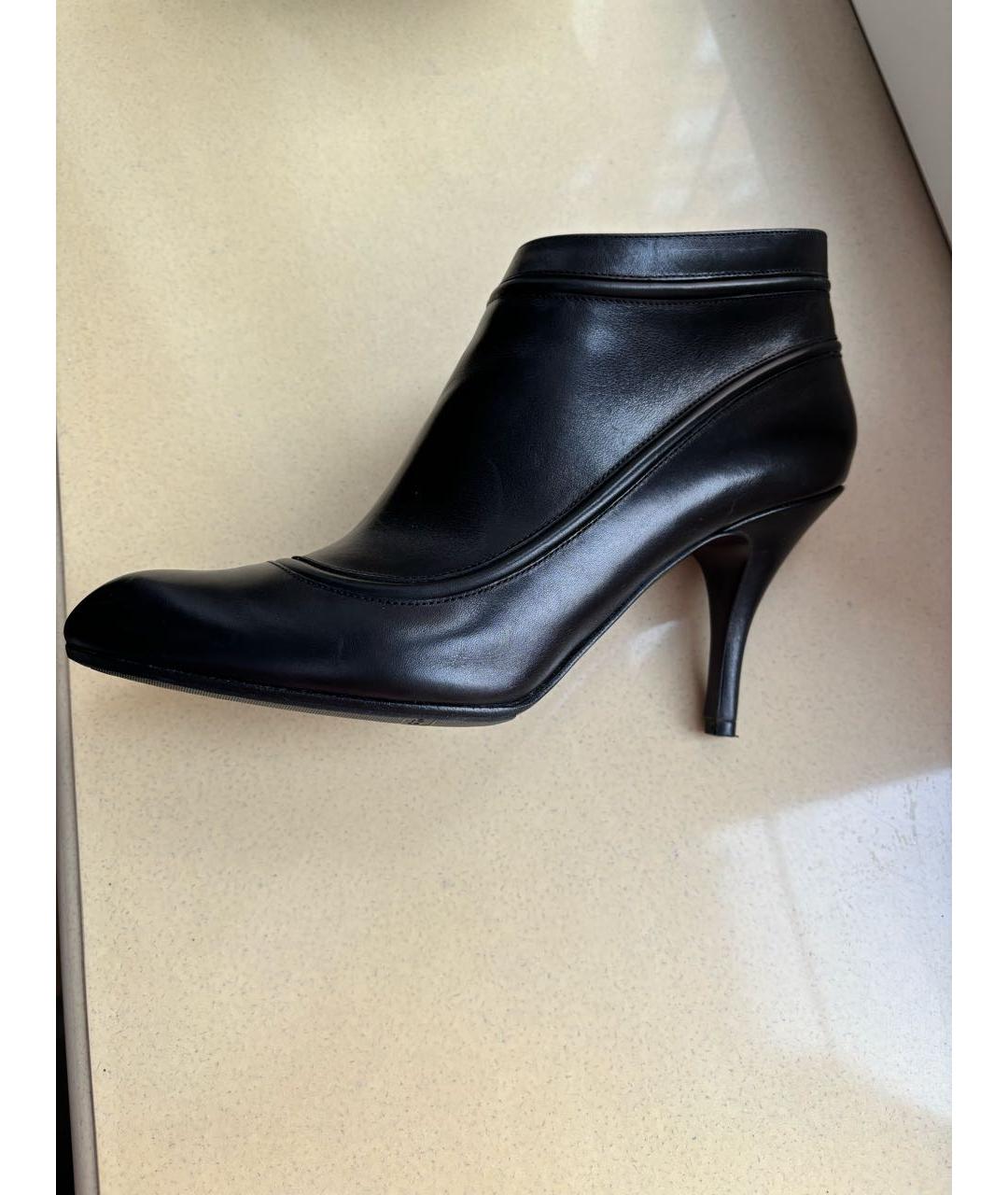 FERRAGAMO Черные кожаные ботильоны, фото 5