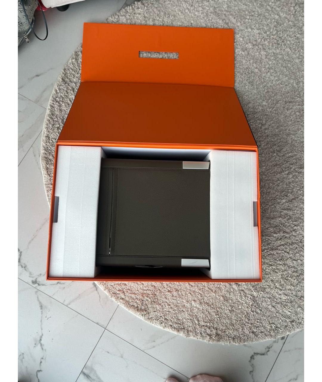 HERMES Серый кожаный чемодан, фото 6