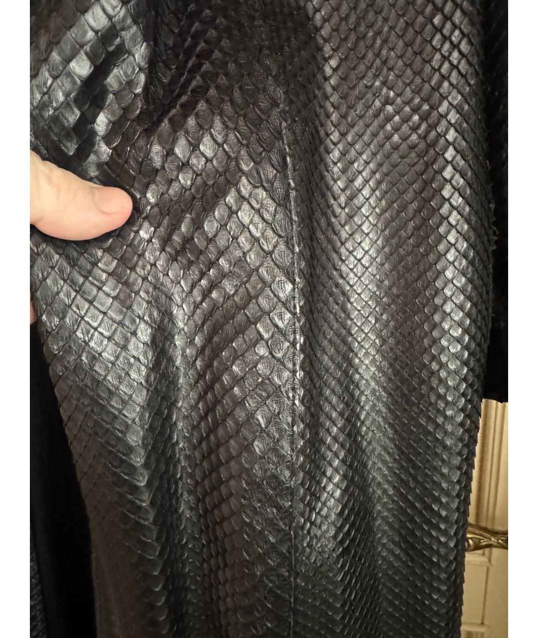 FENDI Черное пальто из экзотической кожи, фото 8