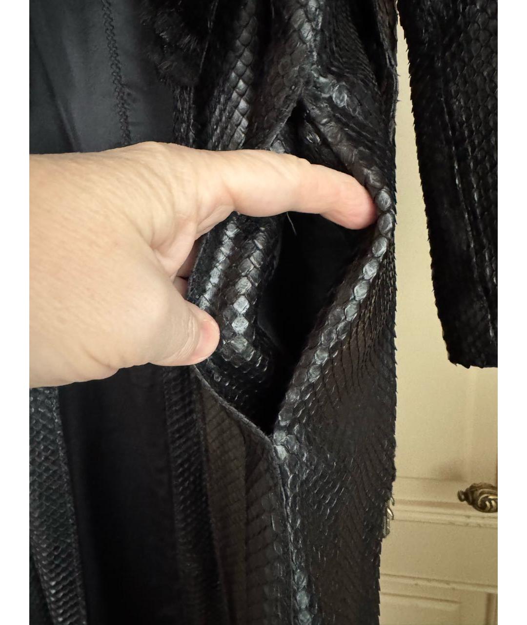 FENDI Черное пальто из экзотической кожи, фото 7