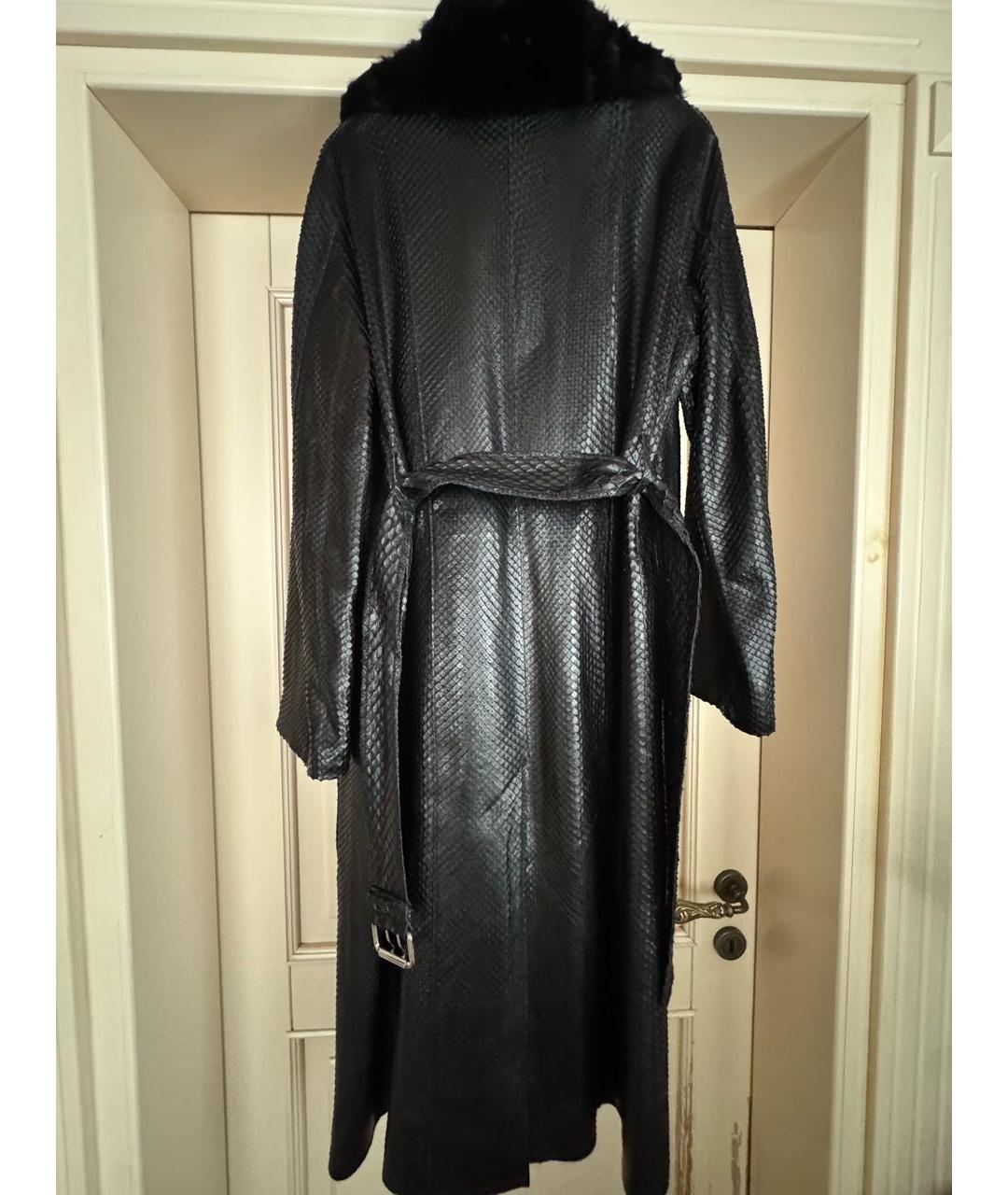 FENDI Черное пальто из экзотической кожи, фото 2