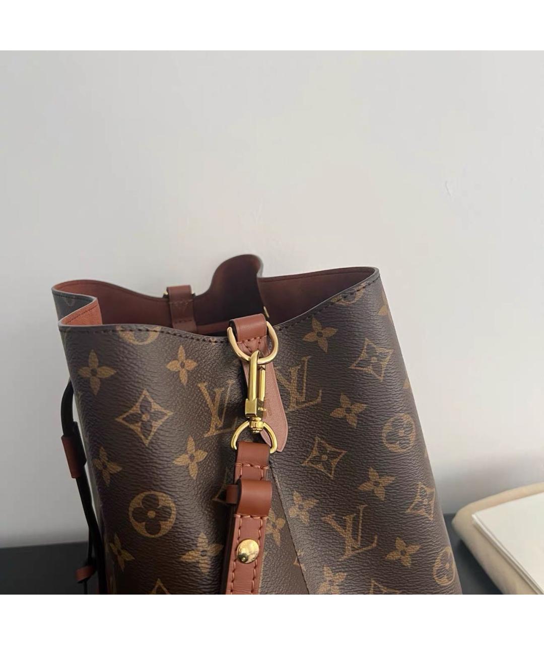 LOUIS VUITTON Коричневая кожаная сумка тоут, фото 2