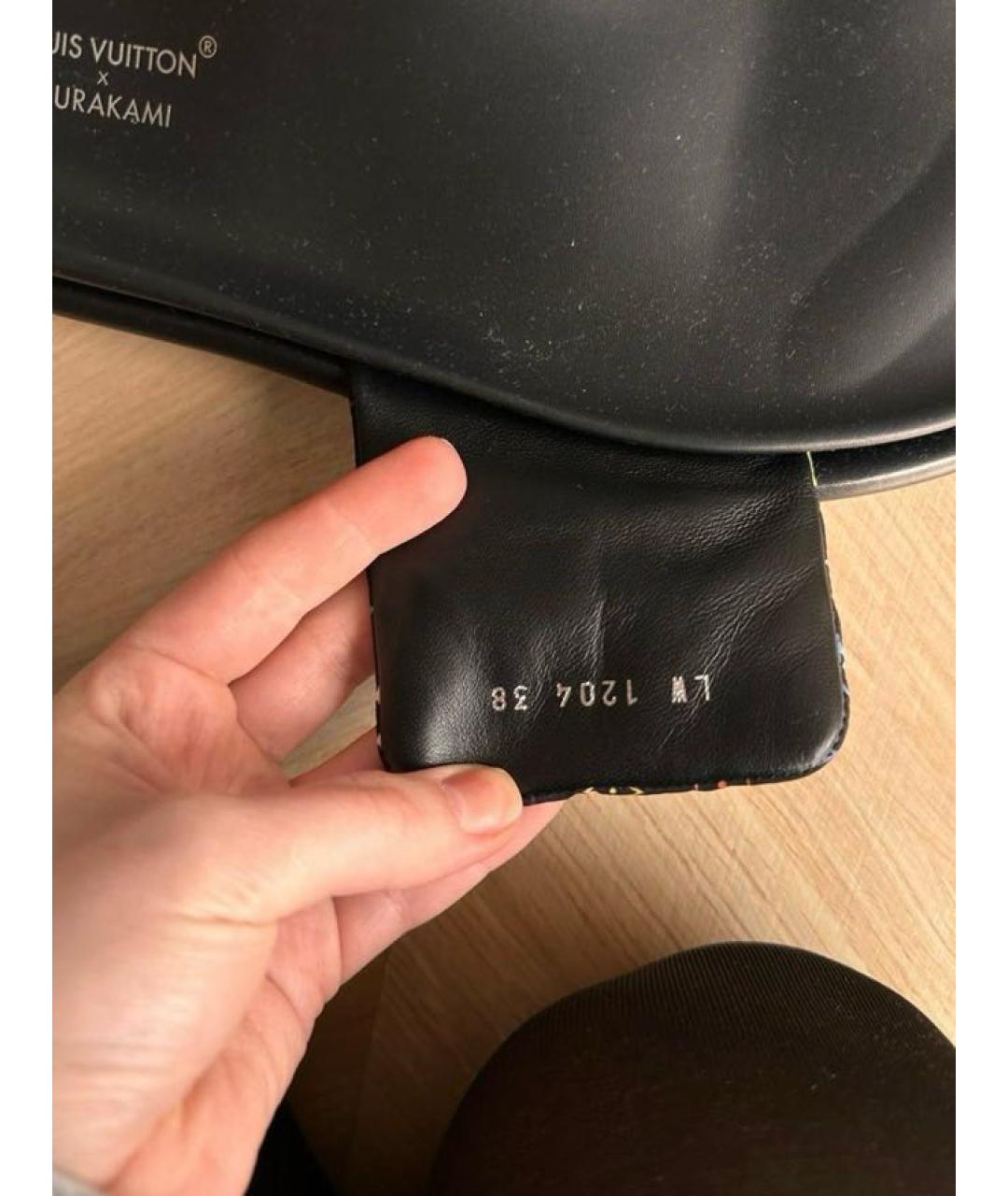 LOUIS VUITTON Черные кожаные шлепанцы, фото 2