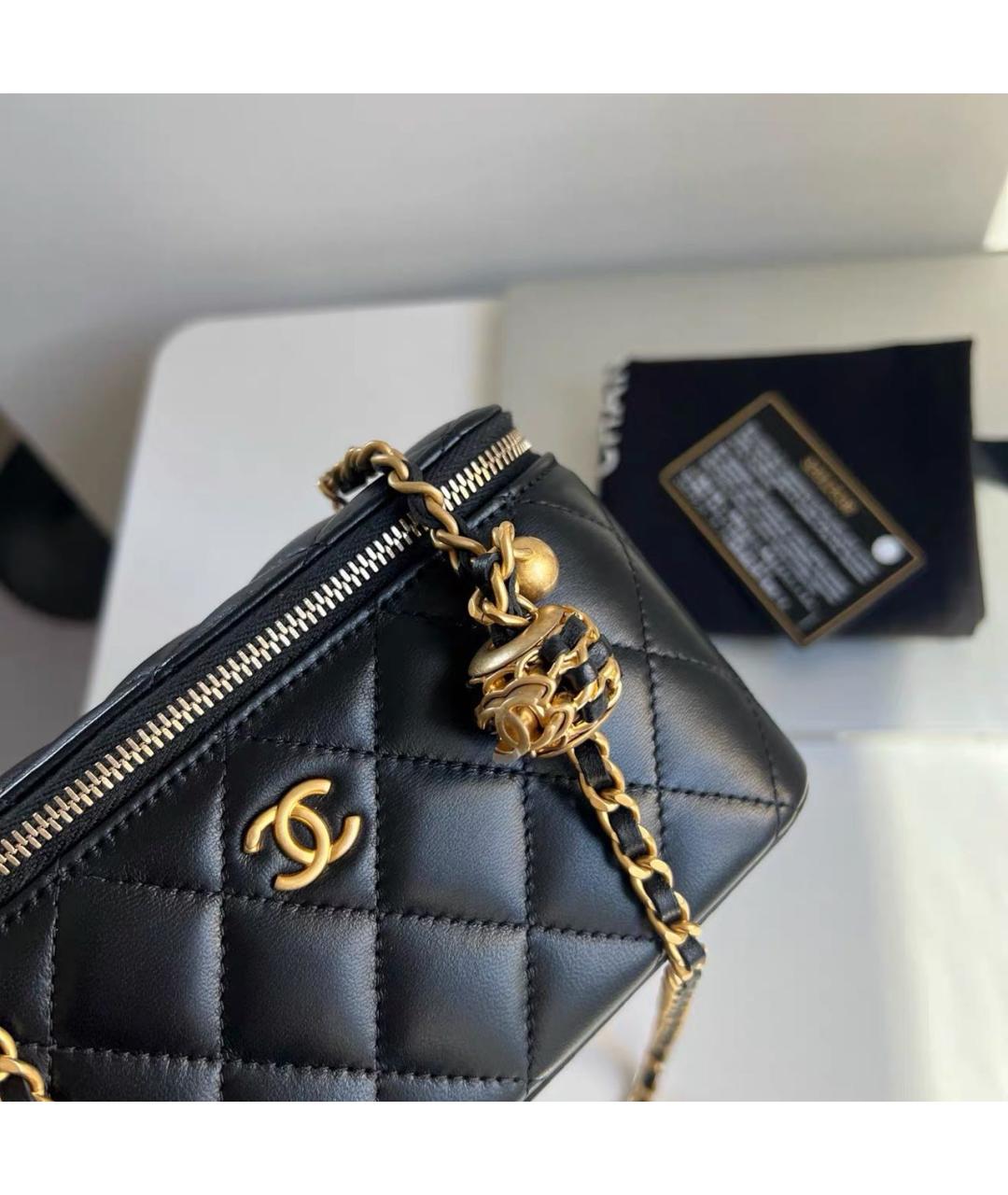 CHANEL Черная кожаная сумка через плечо, фото 6