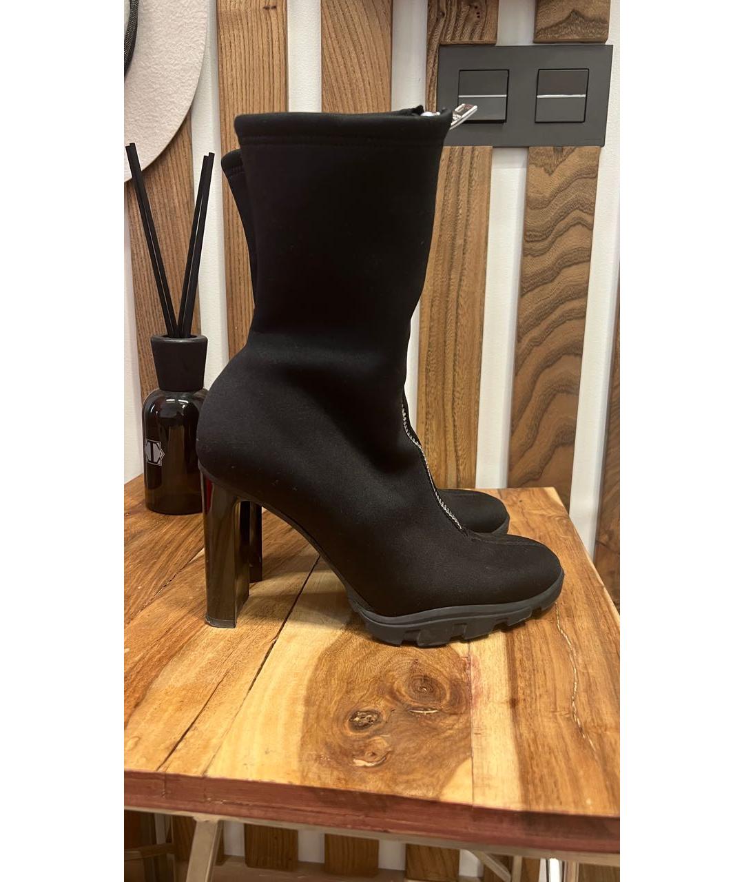 ALEXANDER MCQUEEN Черные синтетические ботильоны, фото 5