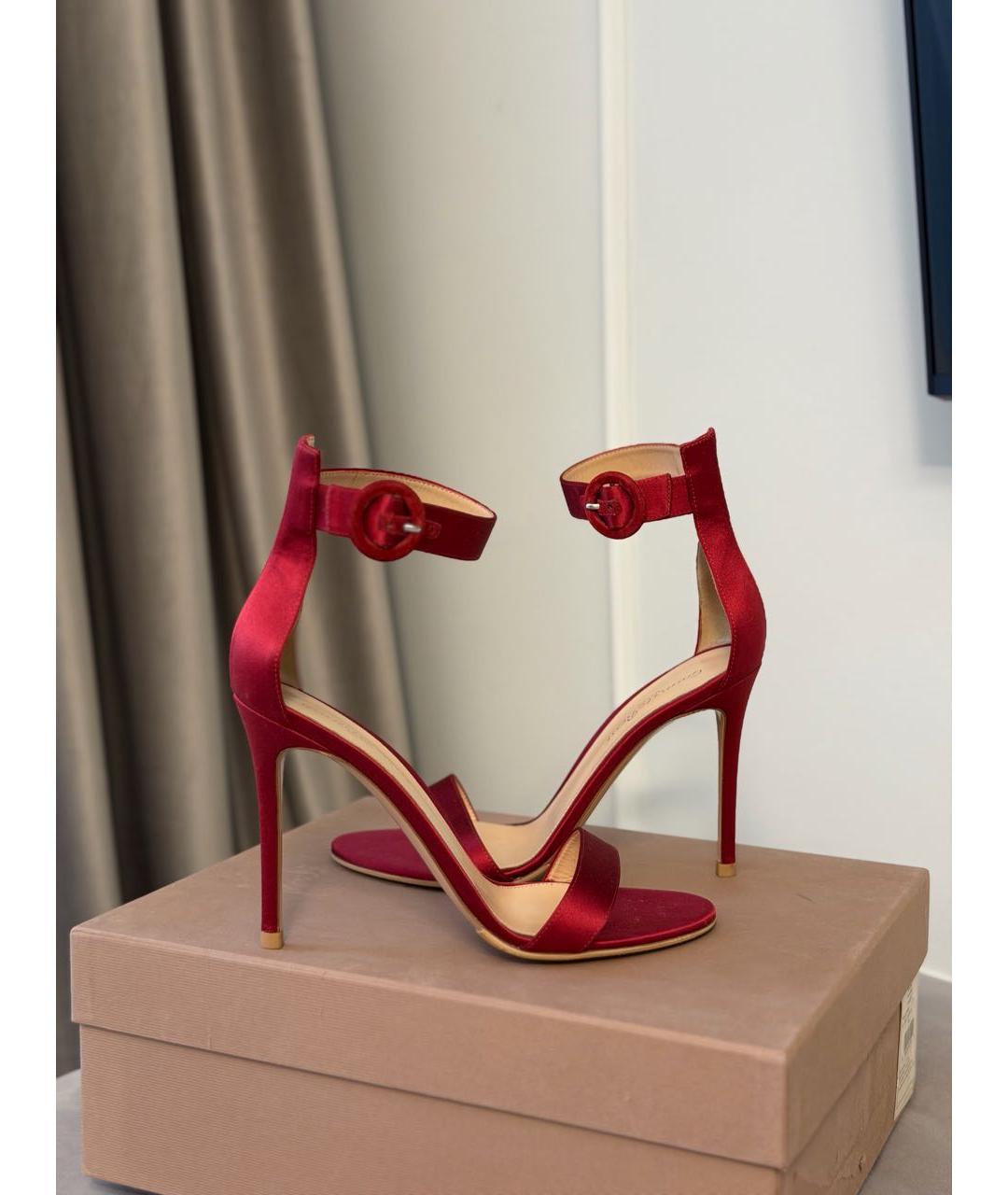 GIANVITO ROSSI Красные текстильные босоножки, фото 7