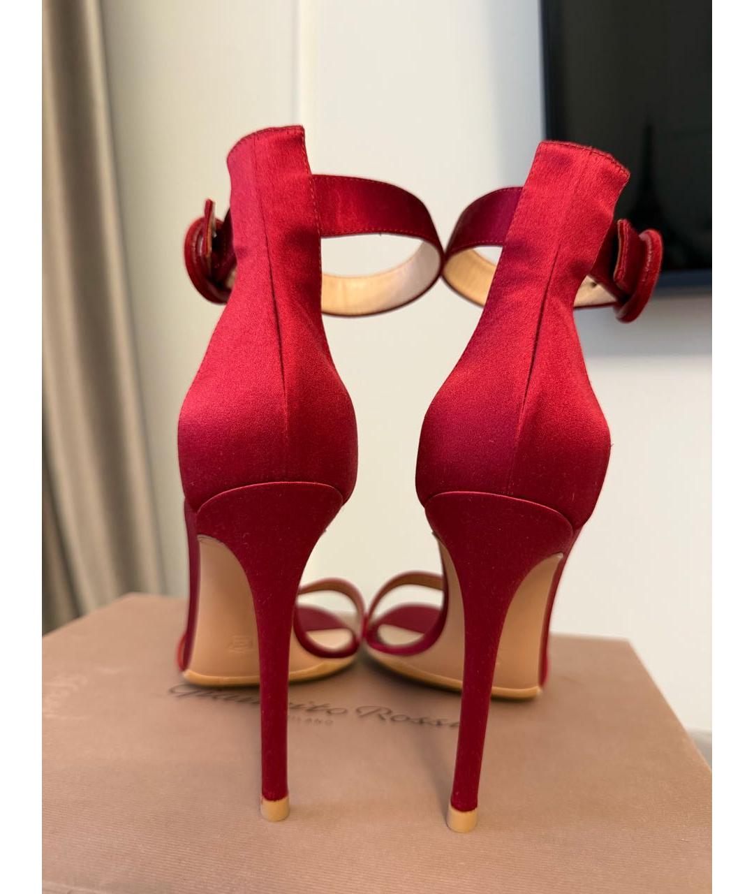 GIANVITO ROSSI Красные текстильные босоножки, фото 6