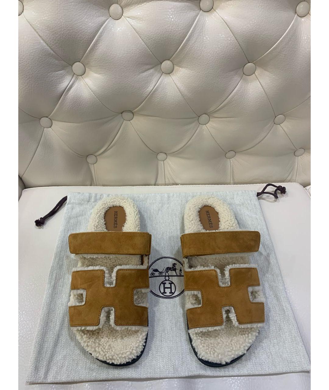 HERMES Горчичные замшевые шлепанцы, фото 3