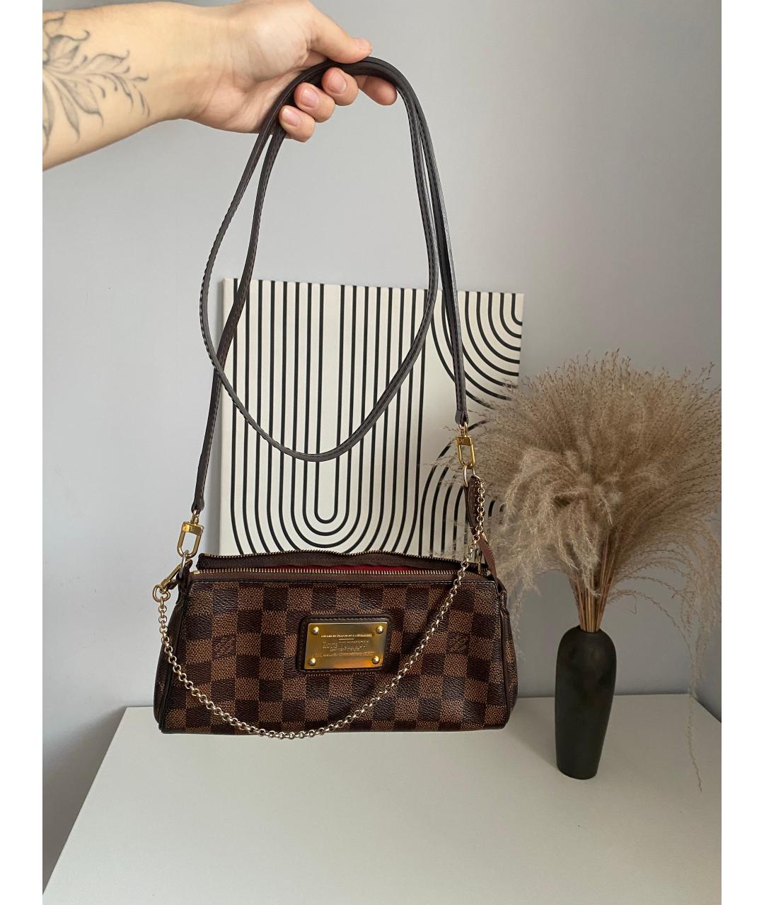 LOUIS VUITTON Коричневая сумка через плечо, фото 3