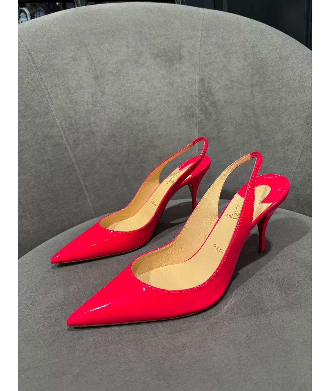 CHRISTIAN LOUBOUTIN Розовые лодочки на низком каблуке из лакированной кожи, фото 3