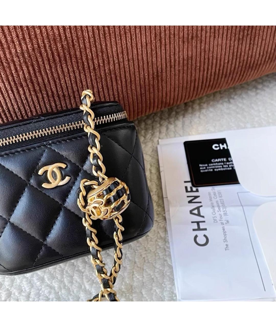 CHANEL Черная кожаная сумка через плечо, фото 2