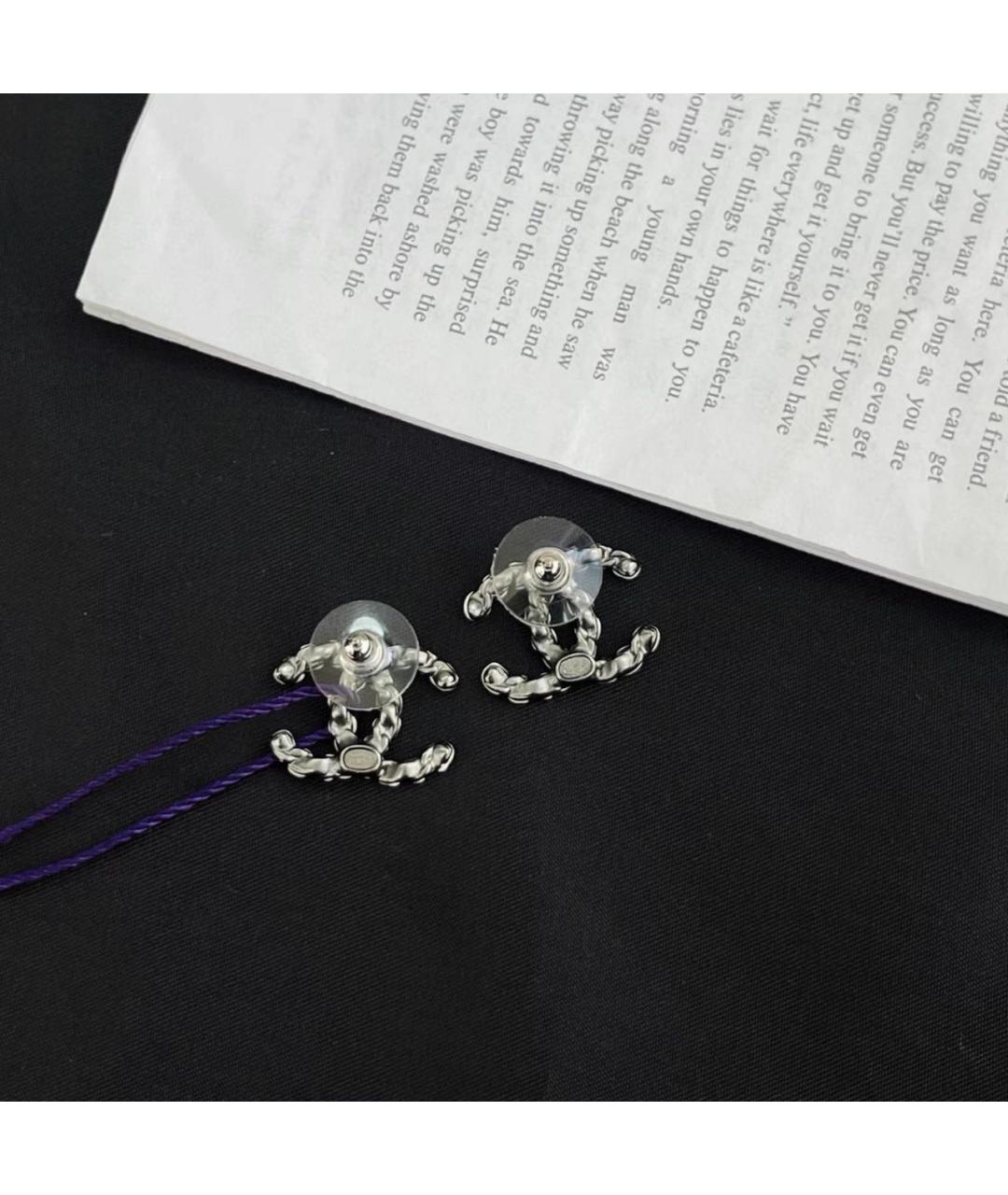 CHANEL Черные металлические серьги, фото 2