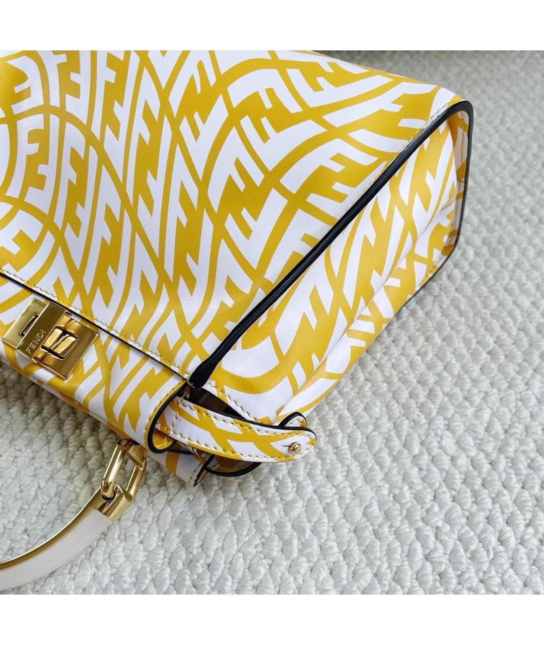 FENDI Желтая кожаная сумка с короткими ручками, фото 6