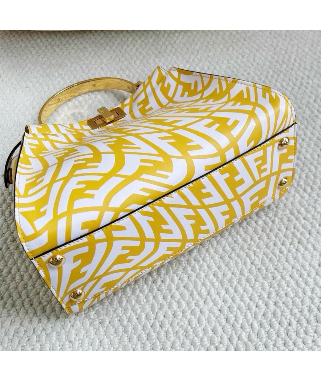 FENDI Желтая кожаная сумка с короткими ручками, фото 5