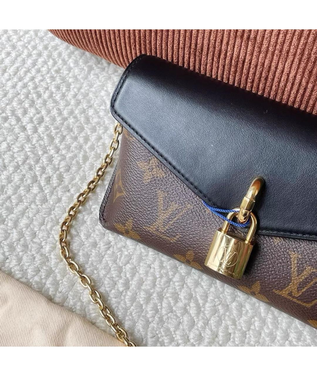 LOUIS VUITTON Черная кожаная сумка через плечо, фото 2