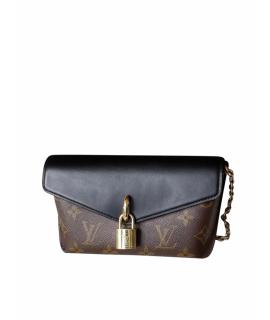 LOUIS VUITTON Сумка через плечо