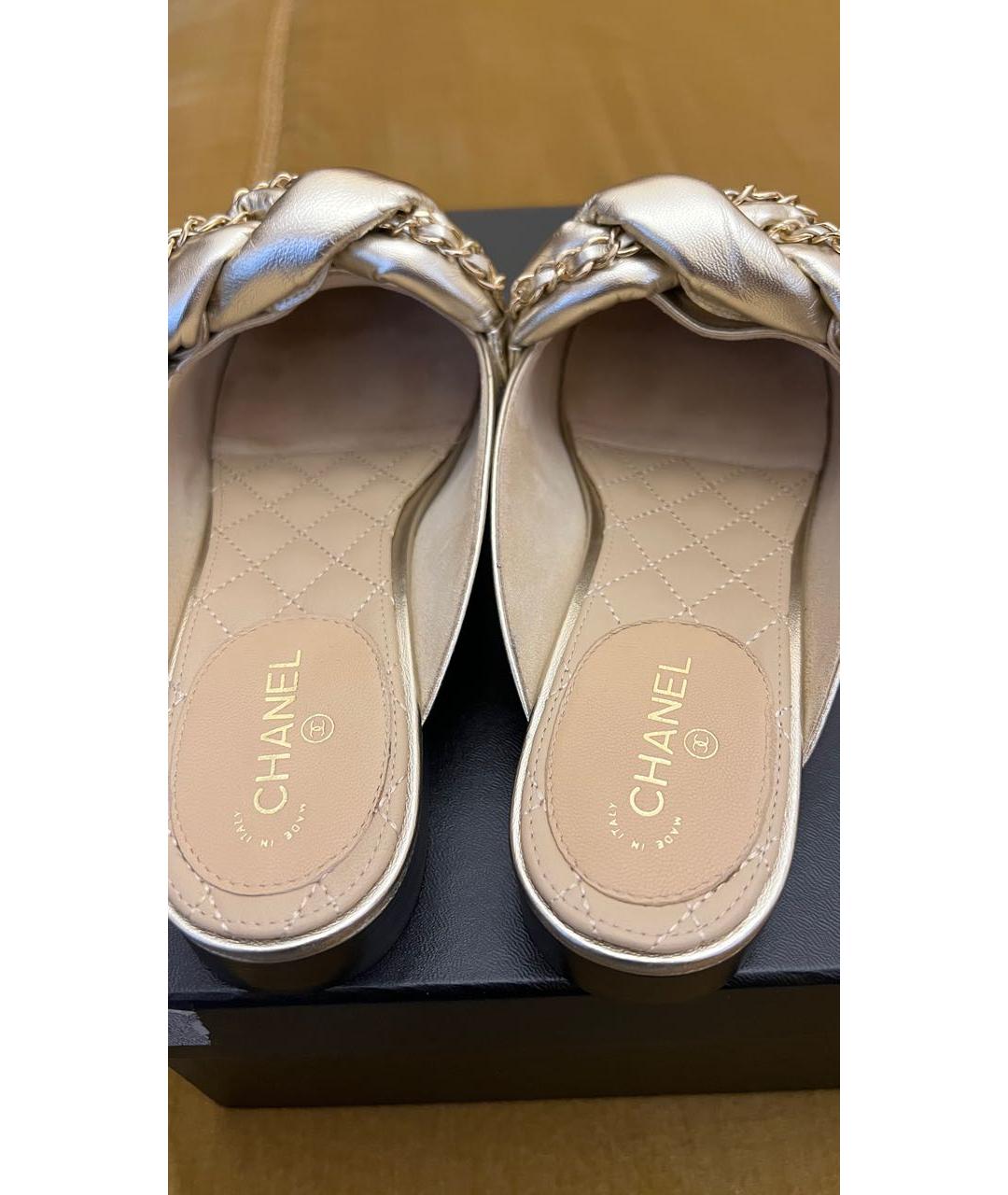 CHANEL Золотые кожаные сабо, фото 7